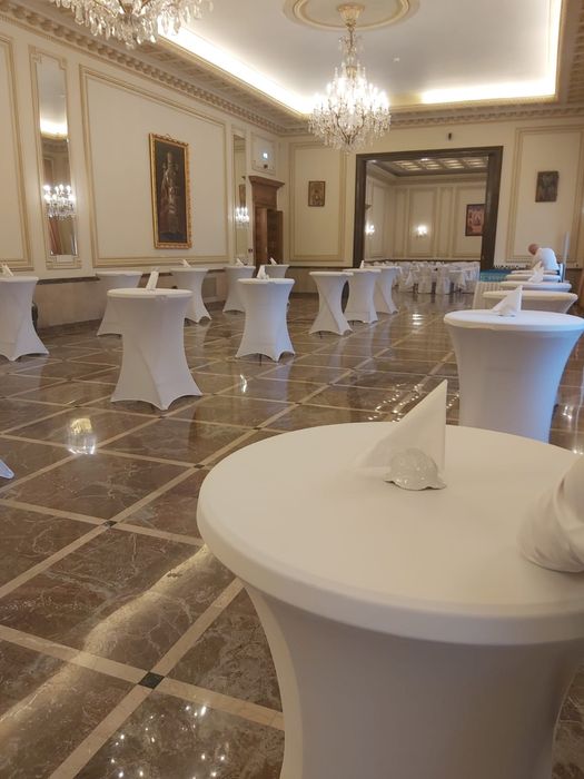 Mese de cocktail evenimente