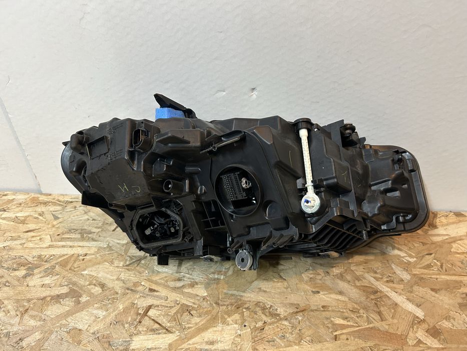 Far faruri bmw G20 G21 LCI laser led adaptiv 2022-2024