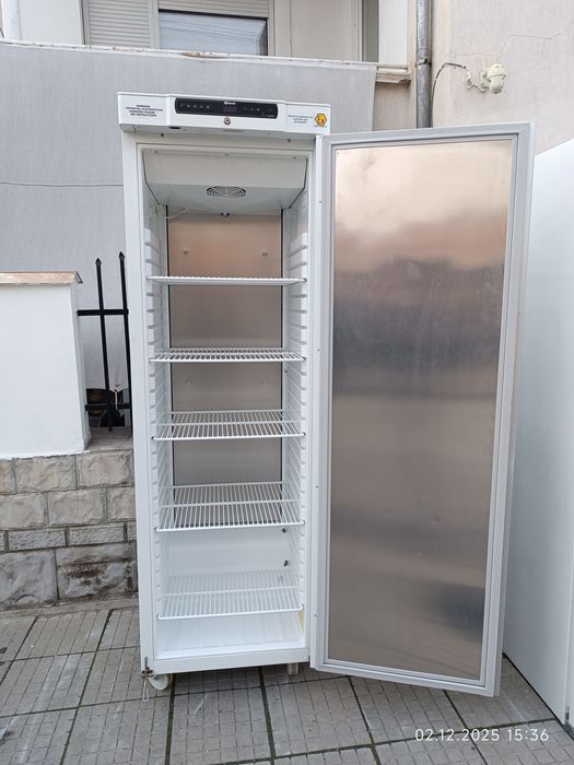 0 професионален фризер Gram