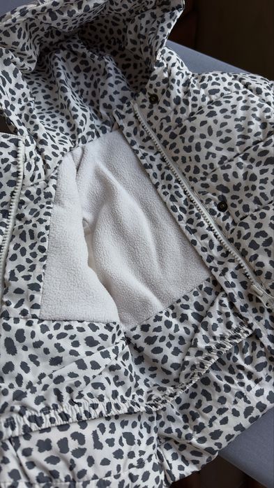 Куртка GAP 12-18м на девочку