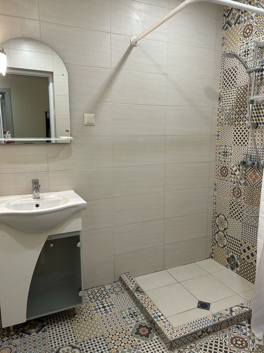 НОВ двустаен апартамент под НАЕМ , Варна, ул . Дубровник 48