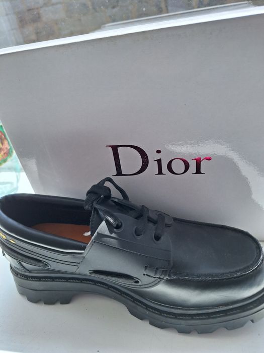 Продаю лоферы женск