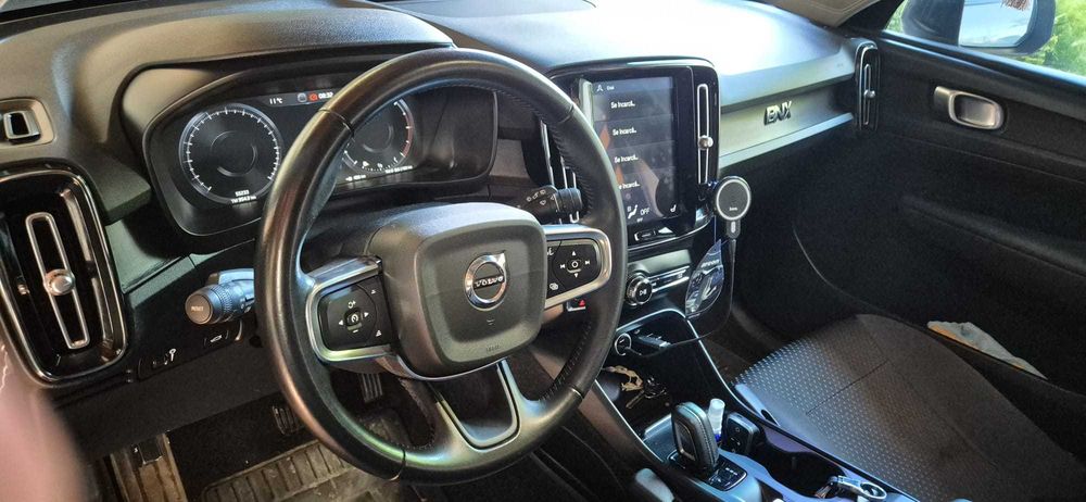 VOLVO XC40 2020 — imagine 18