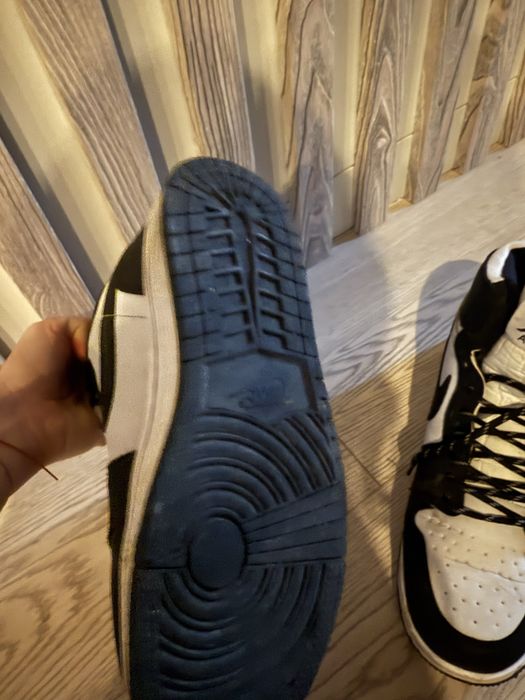 Мужские кроссовки