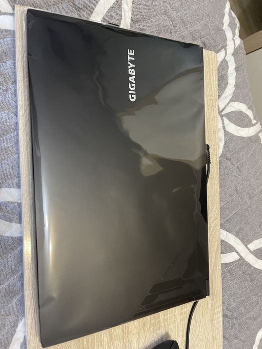 Игровой ноутбук Gigabyte g5