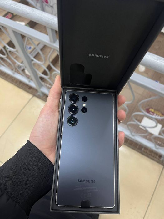 Продам Samsung s25 Ultra