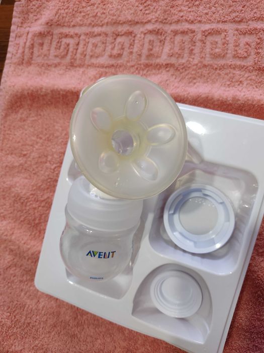 Ручной молокоотсос Avent