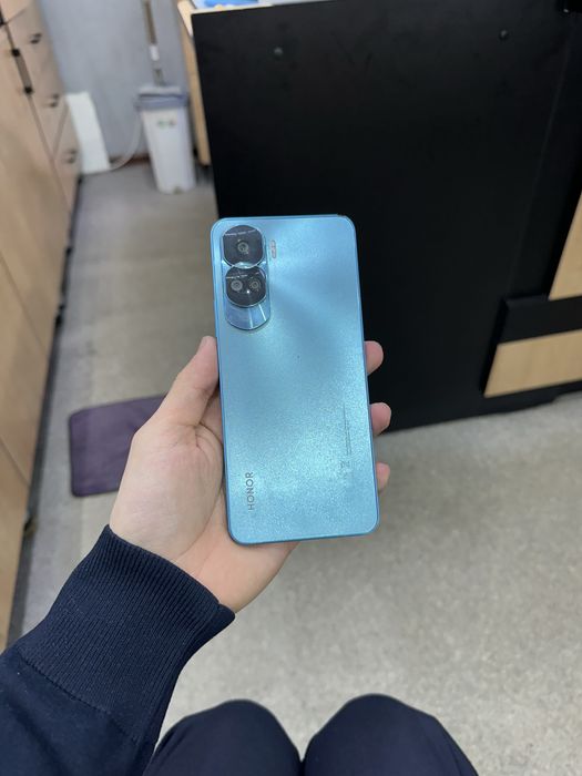 Honor 90 lite (256/8)
