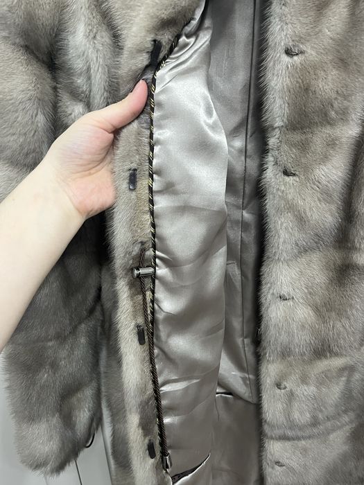 Продам норковую шубу