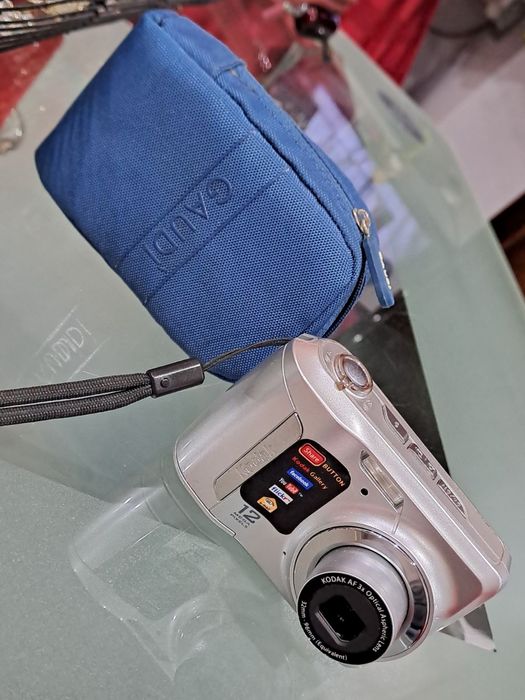 Фотоапарат KODAK EasySare C143