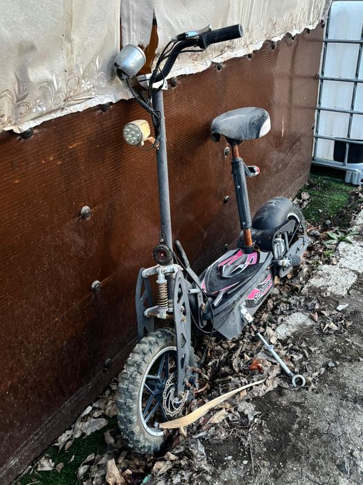 Б/у электро самокат