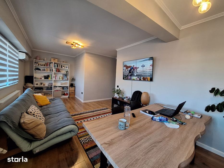 Apartament cu 3 camere, 2 bai, 2 balcoane, zona Terra — fotografia 3