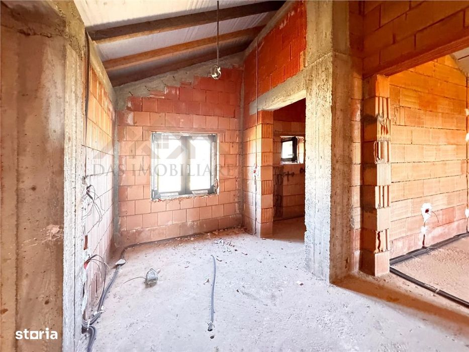Schimb cu apartament, casa noua cu etaj, in cartier nou Tautii Maghera