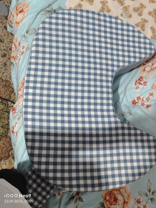 Подушка для кормления