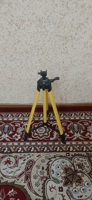 Уровень лазерный штатив ureven