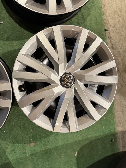 Jante originale r16 VW Golf 7 8 R16 5Q0601027BG 6x16 ET48 5x112 + capace noi (0 km)