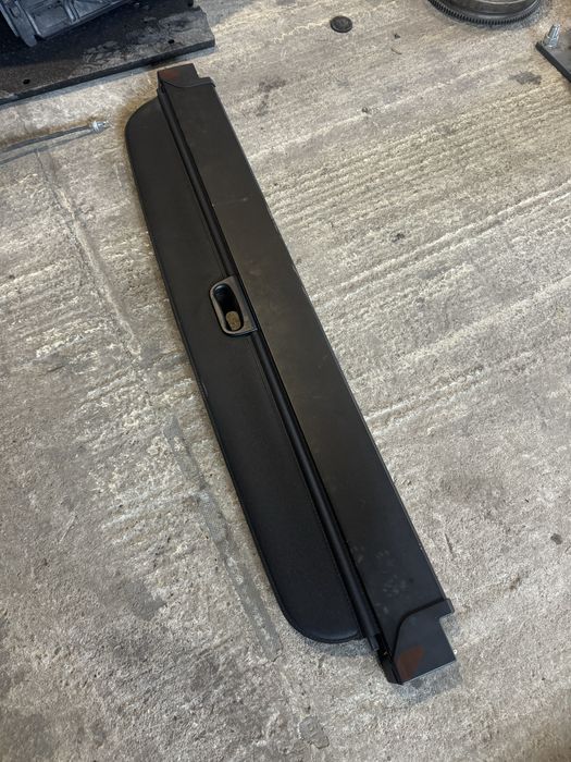 Задна черна щора за багажник бмв х5 е70 bmw x5 e70 shtora