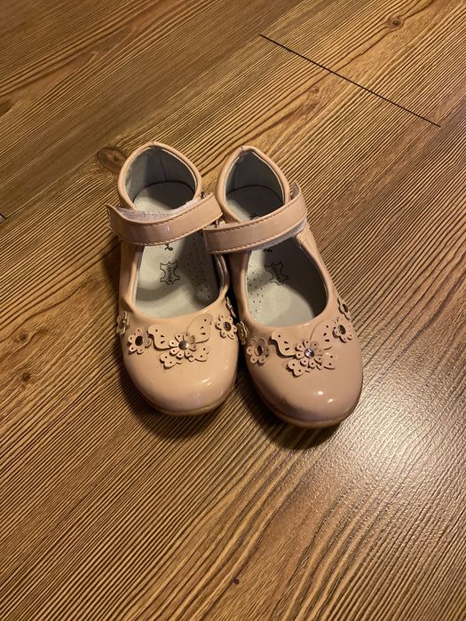 Туфли для девочки