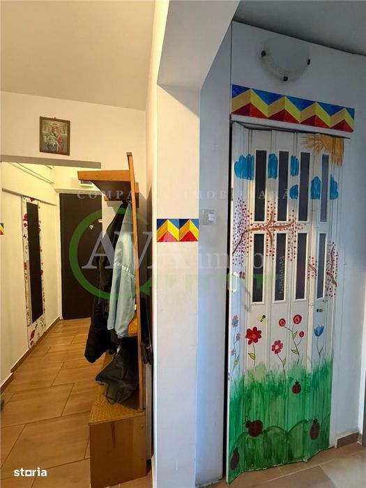 Apartament 3 camere decomandat, Zona Mioritei
