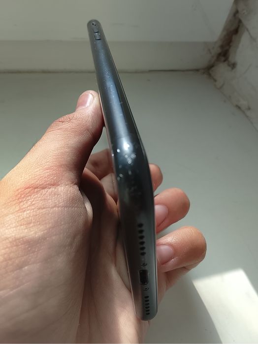 iPhone XR 128 ГБ — Продажа / Обмен