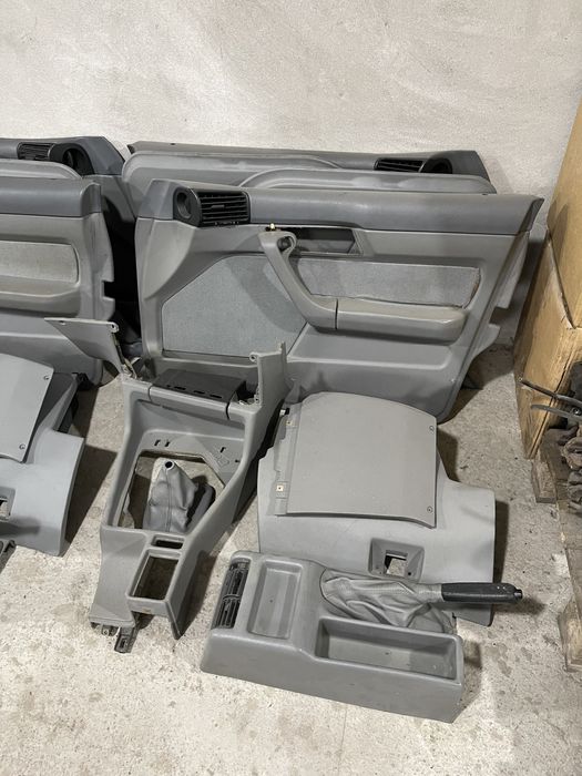 Обшивки велюр на BMW e34