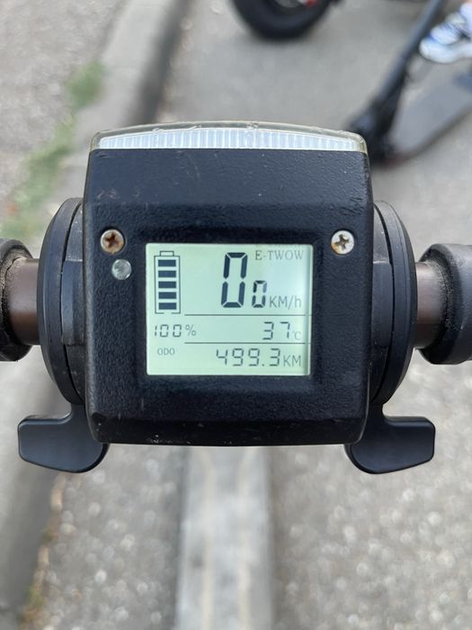 Trotineta electrica E-TWOW