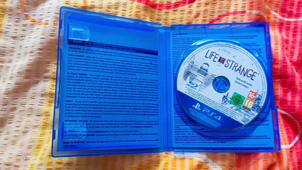 Продавам Life is strange и още игри за Ps4