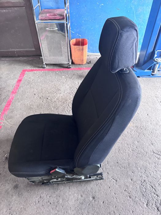 Scaun fata dreapta pasager si bancheta spate Renault Fluence