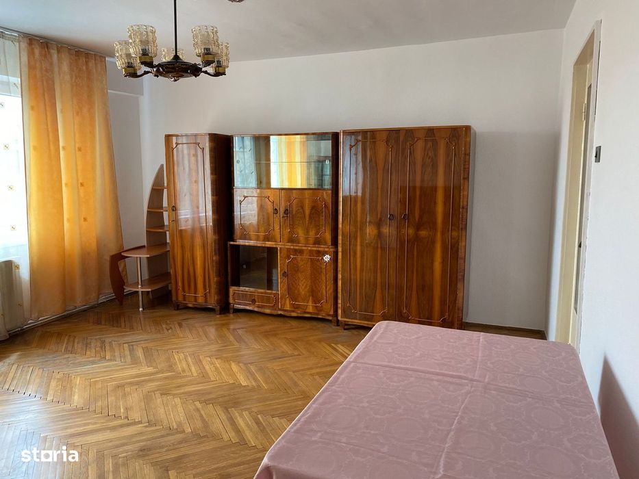 Apartament 4 camere,cu parcare, Calea Victoriei/TURDA