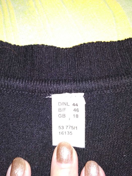 Продаю кофту/тунику с пайетками