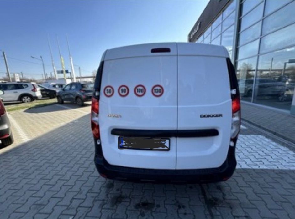 Vând Dacia Dokker