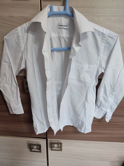 школьная рубашка и брюки