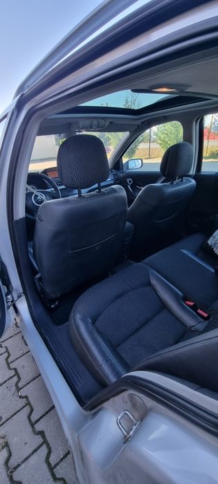 Vând renault laguna