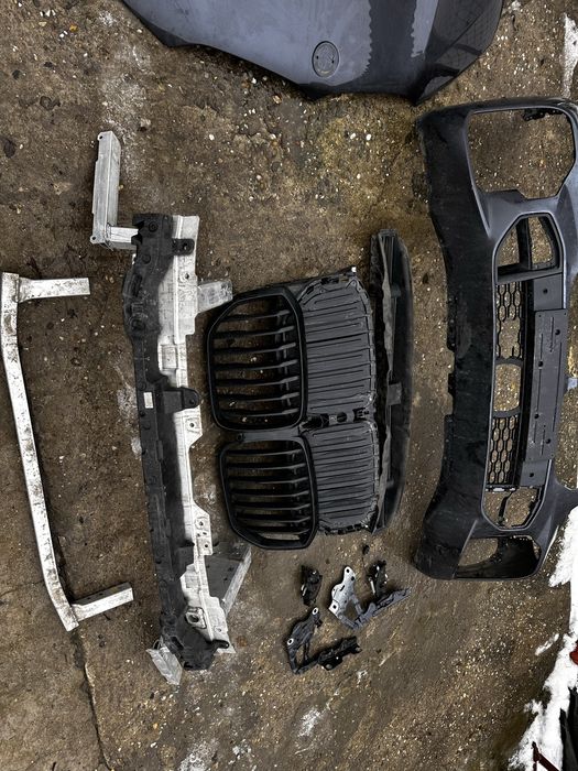 bară față grilă radiator bmw x5.g 05.