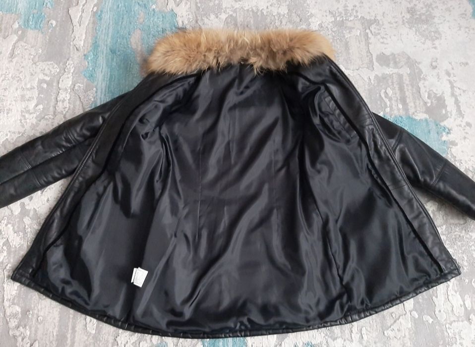 Geacă nouă piele naturală mărime 42.
