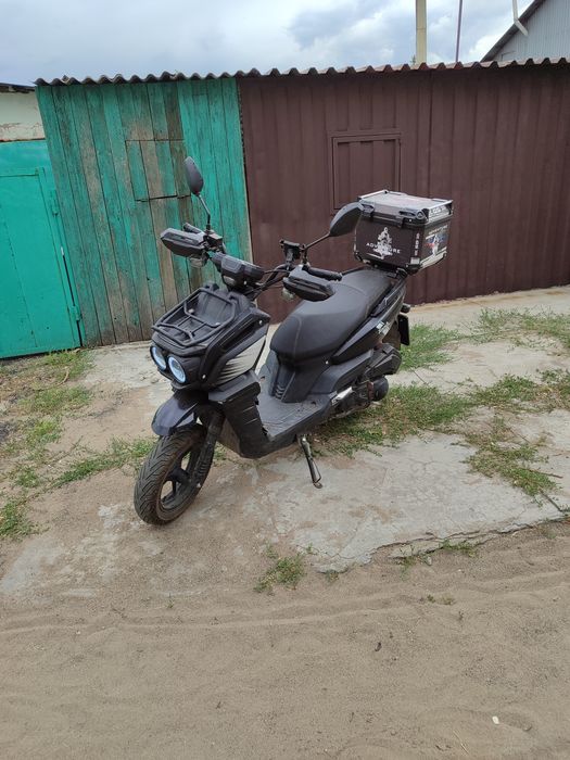 Скутер Танк 150 кубов