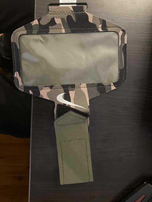 Nike Lean Plus Armband