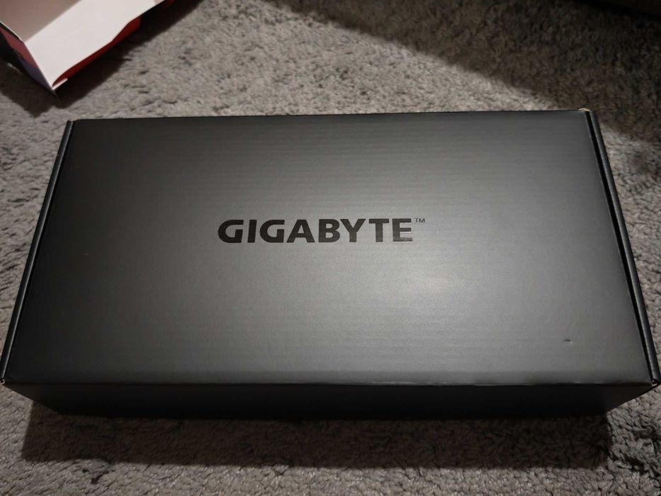 Видео Карта Gigabyte Radeon RX 9060XT GAMING OC, 16GB GDDR6