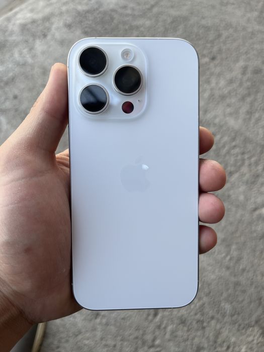 iPhone 16 pro 256gb white titanium