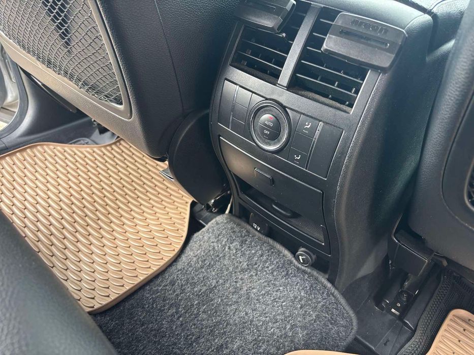 Продавам джип Мерцедес 350