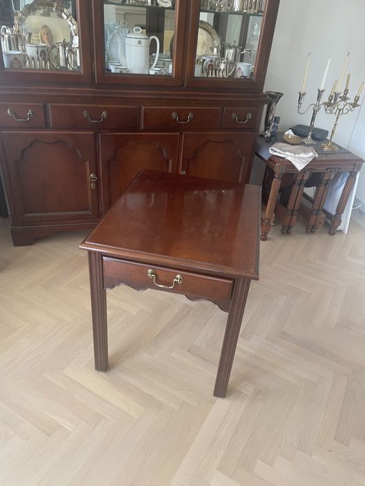 Класическо огледало с рамка масив,американско;Ikea бяло