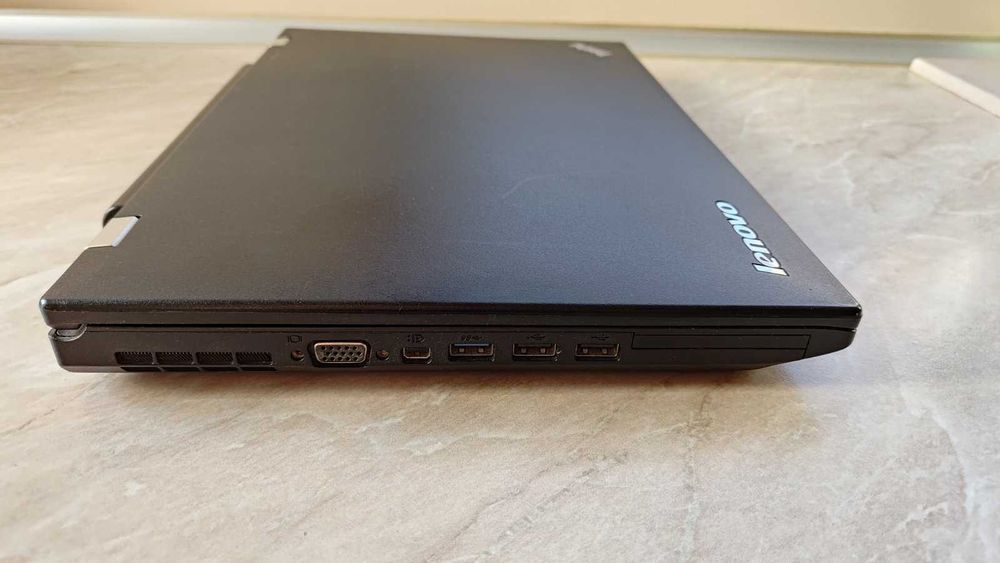 Лаптоп компютър Lenovo ThinkPad L430, i5 500GB SSD 4GB RAM 1600x1200