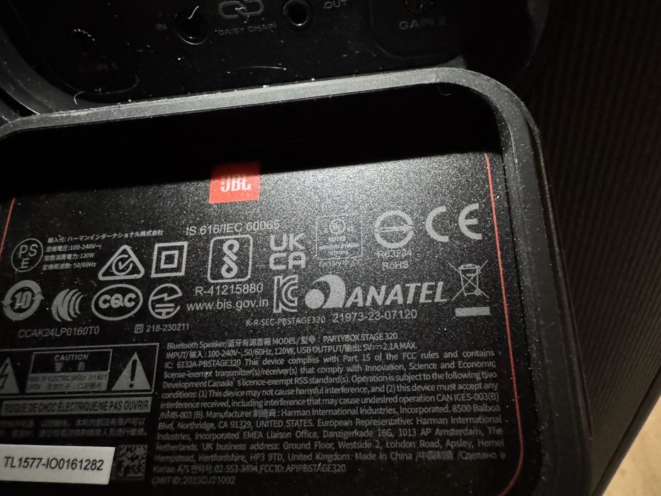 преносима тонколона JBL  Party box 320  250w 18часа батерия