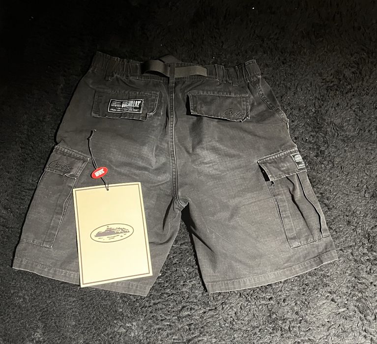 Оригинални Corteiz Alcatraz Cargo Shorts Triple Black– S/M, с картинка