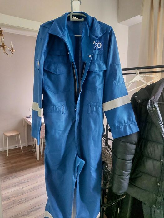 Спецодежда для работы в гараже, дача