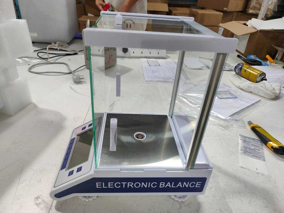 Весы аналитические (лабораторные) 500г / 0,001