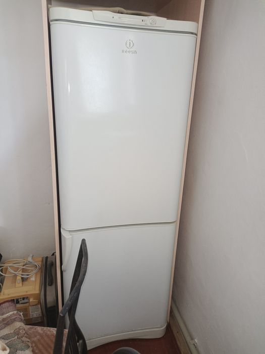 б/у холодильник.