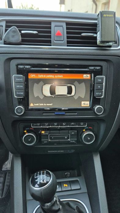VOLKSWAGEN Jetta 2012 — imagine 4