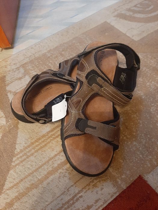 Продам мужские босоножки