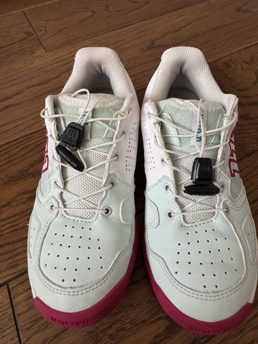 Спортни обувки за момиче